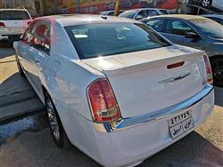 كرايسلر 300